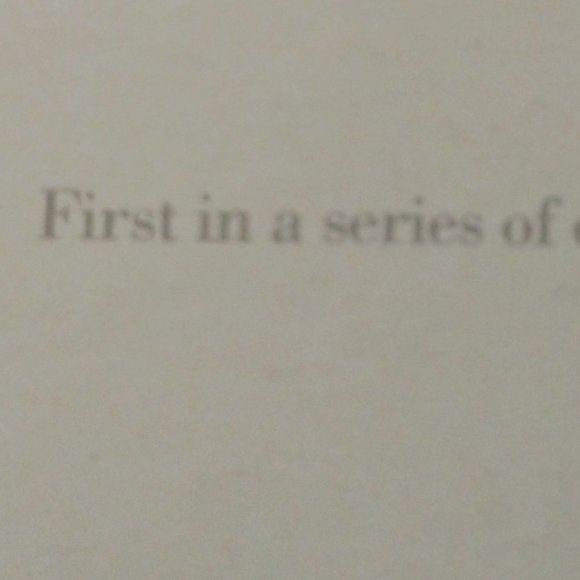 Benefit Ball Barbie 1st in Classique Collection - Picture 3 of 8